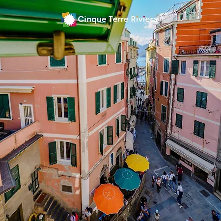 El Nin With Terrace & Ac 아파트 *