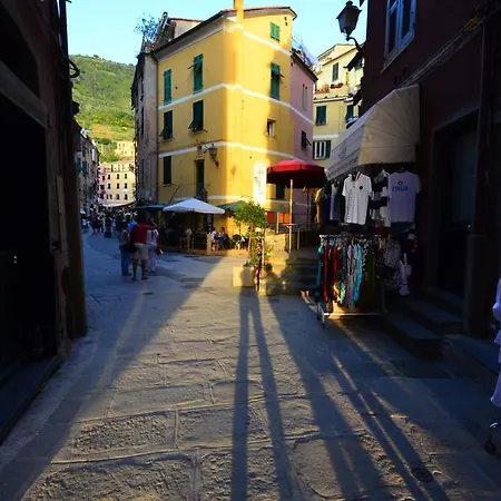 El Nin With Terrace & Ac Apartment Vernazza