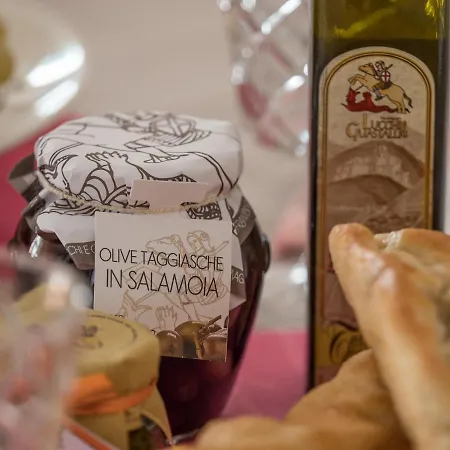 El Nin With Terrace & Ac Apartment