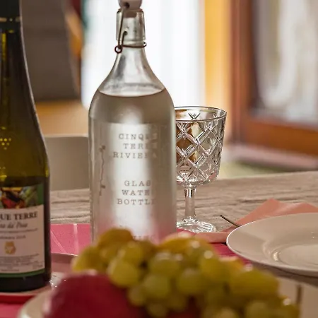 El Nin With Terrace & Ac Apartamento